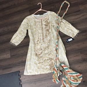 BNWT limelight kurta and dupatta sequin formal